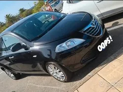 Usata 2015 Lancia Ypsilon Due volumi | 8700 € (Buon prezzo)