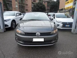 Grigio Usata 2019 VW Polo Trendline Tre volumi | 12.499 € (Buon prezzo)