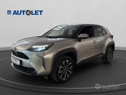 Argento Usata 2021 Toyota Yaris Hybrid Trend Tre volumi | 20.500 € (Molto cara)