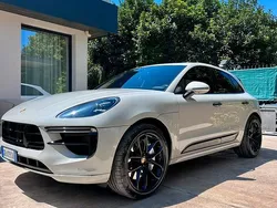 Usata 2020 Porsche Macan Turbo SUV | 68.000 € (Molto cara)
