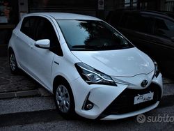 Bianco Usata 2020 Toyota Yaris Hybrid Business Edition Tre volumi | 14.800 € (Buon prezzo)