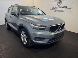 Giallo Usata 2021 Volvo XC40 Momentum SUV | 23.900 € (Buon prezzo)