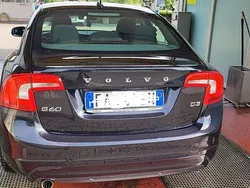 Usata 2015 Volvo S60 R-Design Momentum Tre volumi | 8800 € (Buon prezzo)