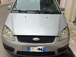 Usata 2005 Ford C-MAX Monovolume | 1000 €