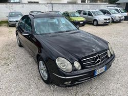 Nero Usata 2002 Mercedes E320 Avantgarde Tre volumi | 4900 €