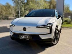Crystal white Usata 2024 Volvo EX30 Plus SUV | 29.900 € (Buon prezzo)