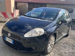 Nero Usata 2007 Fiat Grande Punto Emotion Due volumi | 1699 € (Super prezzo)