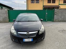 Nero Usata 2010 Opel Corsa Cosmo Tre volumi | 2900 € (Ottimo prezzo)