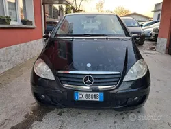 Nero Usata 2005 Mercedes A150 Avantgarde Tre volumi | 1950 € (Buon prezzo)
