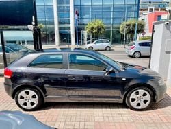 Nero Usata 2003 Audi A3 Tre volumi | 2700 €