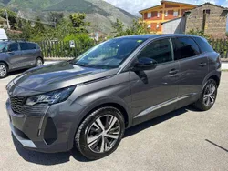 Grigio Usata 2022 Peugeot 3008 Allure SUV | 22.950 € (Buon prezzo)