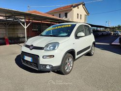 Bianco Usata 2015 Fiat Panda 4x4 Due volumi | 8990 € (Buon prezzo)