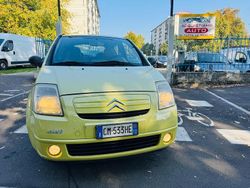 Verde Usata 2004 Citroën C2 Exclusive Due volumi | 1690 € (Ottimo prezzo)