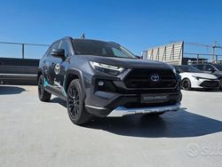 Grigio Usata 2023 Toyota RAV4 Hybrid SUV | 41.500 € (Molto cara)