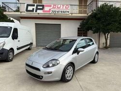 Other Usata 2015 Fiat Punto Lounge Due volumi | 4000 € (Buon prezzo)