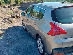 Grigio Usata 2009 Peugeot 3008 SUV | 2000 €