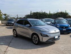 Grigio Usata 2023 Hyundai Kona Sport SUV | 14.900 € (Super prezzo)