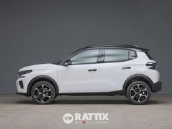 Bianco tetto nero Nuova 2025 Citroën C3 Due volumi | 21.450 € (Molto cara)
