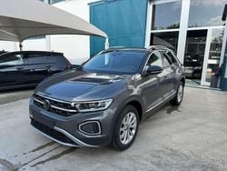 Grigio indio Usata 2022 VW T-Roc Style SUV | 24.900 € (Buon prezzo)