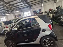 Nero Usata 2016 Smart ForTwo Cabrio Passion Cabrio | 12.999 € (Cara)