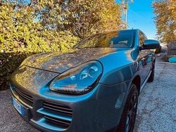 Usata 2004 Porsche Cayenne SUV | 12.500 € (Molto cara)