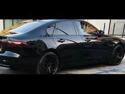 Nero Usata 2016 Jaguar XF Portfolio Tre volumi | 16.000 € (Buon prezzo)