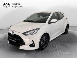 Bianco Usata 2020 Toyota Yaris Hybrid Trend Tre volumi | 16.900 € (Buon prezzo)