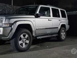 Grigio Usata 2007 Jeep Commander SUV | 2500 €