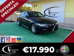 Nero Usata 2019 Alfa Romeo Giulia Business Tre volumi | 17.990 €