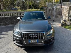 Grigio Usata 2011 Audi Q5 S-Line SUV | 9900 € (Molto cara)
