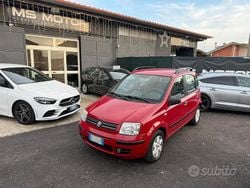 Rosso Usata 2009 Fiat Panda Tre volumi | 3390 € (Buon prezzo)