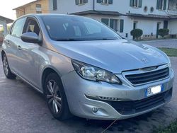 Usata 2016 Peugeot 308 Active Tre volumi | 4500 € (Super prezzo)