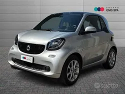 Bianco Usata 2018 Smart ForTwo Electric Drive Passion Due volumi | 10.990 € (Buon prezzo)