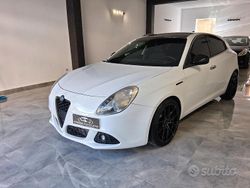 Bianco Usata 2011 Alfa Romeo Giulietta Tre volumi | 5499 € (Ottimo prezzo)