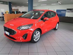 Rosso Usata 2022 Ford Fiesta Titanium Tre volumi | 14.600 € (Buon prezzo)