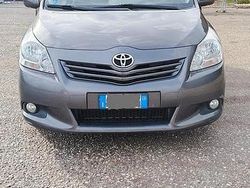 Usata 2010 Toyota Verso Monovolume | 6300 €