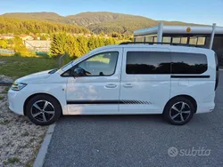Bianco Usata 2022 VW Caddy Maxi Life Monovolume | 27.500 € (Molto cara)