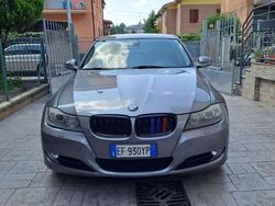 Grigio Usata 2011 BMW 320 Station wagon | 7500 € (Molto cara)
