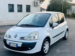 Usata 2011 Renault Modus Monovolume | 2999 € (Buon prezzo)