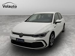 Bianco Usata 2022 VW Golf VIII R-line Due volumi | 23.900 € (Buon prezzo)