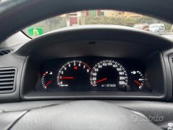 Grigio Usata 2006 Toyota Corolla Due volumi | 3450 € (Buon prezzo)