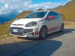 Bianco Usata 2010 Abarth Punto Evo Due volumi | 14.200 € (Ottimo prezzo)