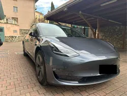 Usata 2021 Tesla Model 3 Long Range Tre volumi | 30.000 € (Molto cara)