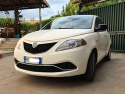 Bianco Usata 2017 Lancia Ypsilon Platinum Due volumi | 6500 € (Ottimo prezzo)