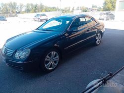 Nero Usata 2004 Mercedes CLK200 Elegance Coupé | 2300 € (Ottimo prezzo)