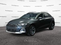 Grigio Nuova 2025 Audi A3 Ambiente Tre volumi | 38.900 € (Ottimo prezzo)