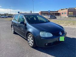 Blu/azzurro Usata 2007 VW Golf V Sportline Tre volumi | 2100 € (Buon prezzo)