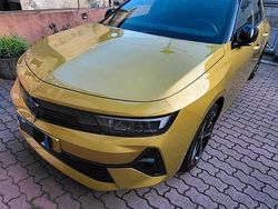 Giallo Usata 2024 Opel Astra Tre volumi | 24.000 € (Buon prezzo)