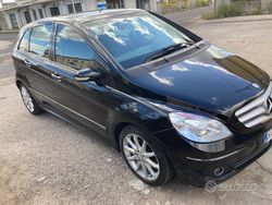 Nero Usata 2006 Mercedes B180 Monovolume | 5000 € (Cara)