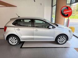 Argento Usata 2016 VW Polo Tre volumi | 9997 € (Buon prezzo)